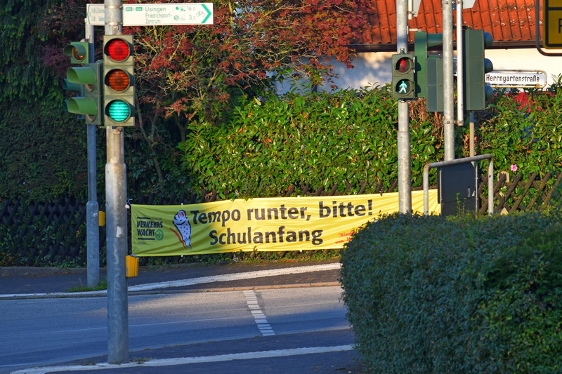 Schulanfang, Tempo runter, Burgholzhäuser Stadtteilseite, burgholzhausen-info.de