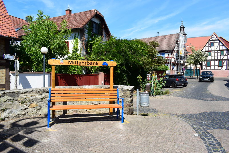 Mitfahrerbank Burgholzhausen