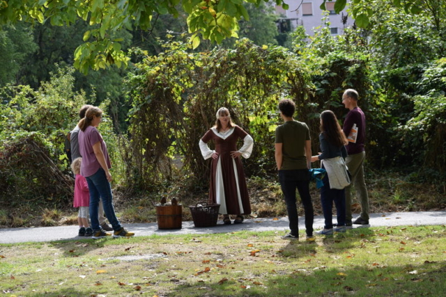 Historische Führung für Familien Burgholzhausen 800