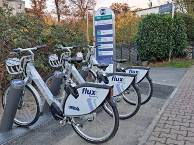 Neue Leihräder-Mobilitätsstation am Bahnhof Burgholzhausen