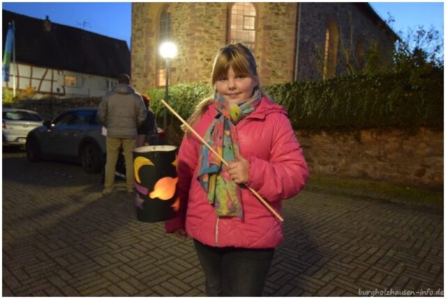 Sonne Mond und Sterne gibt es auch noch und natürlich selbst gebastelt!