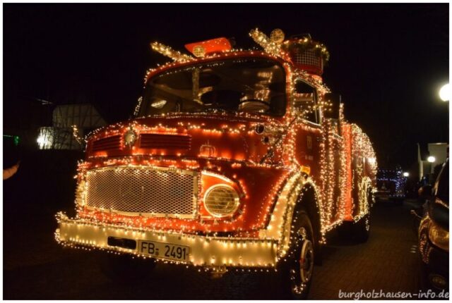 Feuerwehrauto beleuchtet